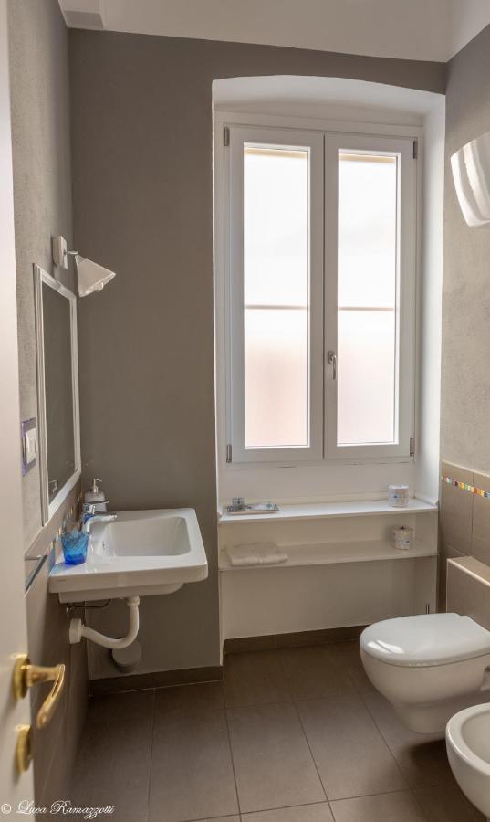 Janna 'E Mare Hotel Cagliari Bagian luar foto