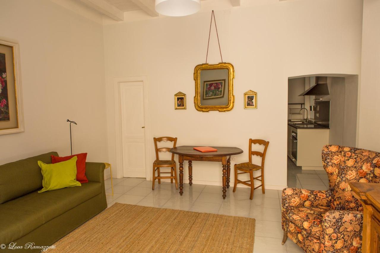 Janna 'E Mare Hotel Cagliari Bagian luar foto