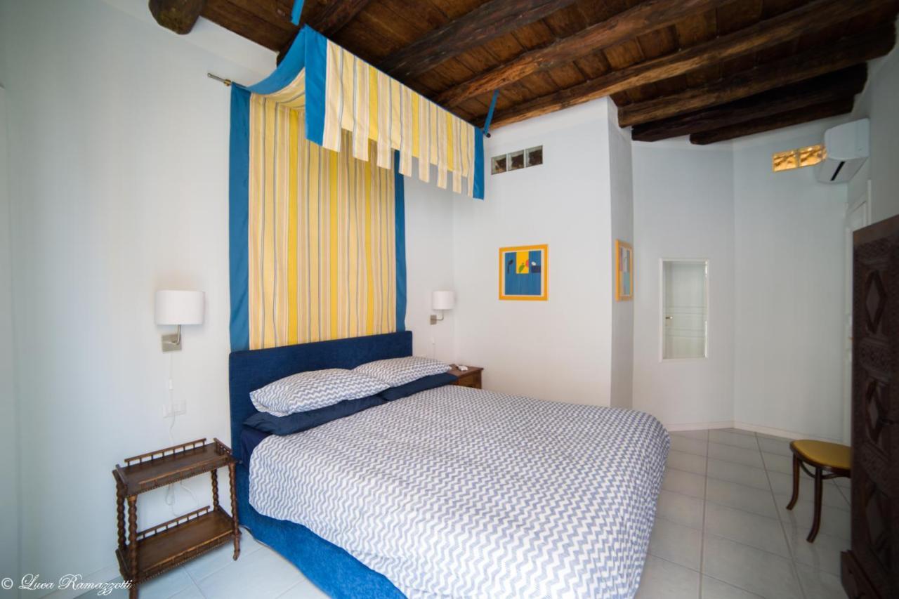 Janna 'E Mare Hotel Cagliari Bagian luar foto